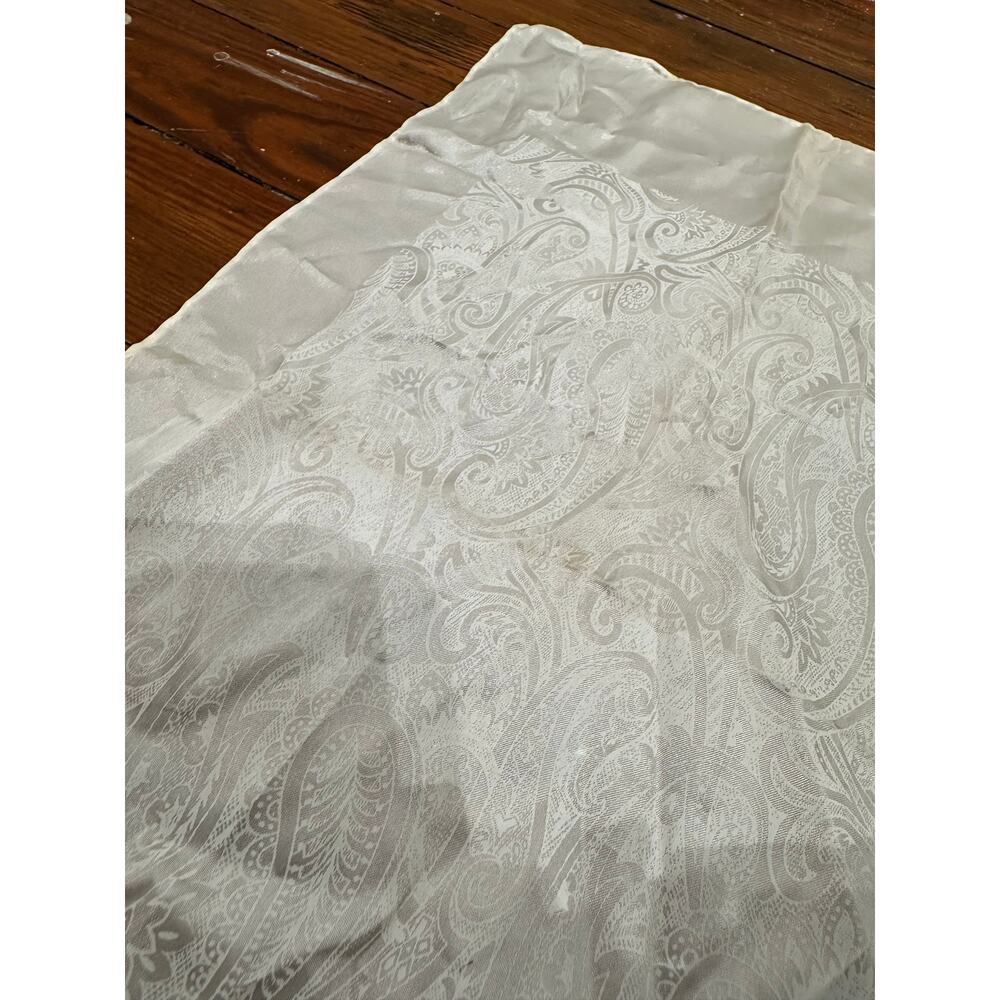 White Vintage Elegant Paisley Detail Textured Satin Hand Rolled Bridal Scarf - Picture 8 of 8